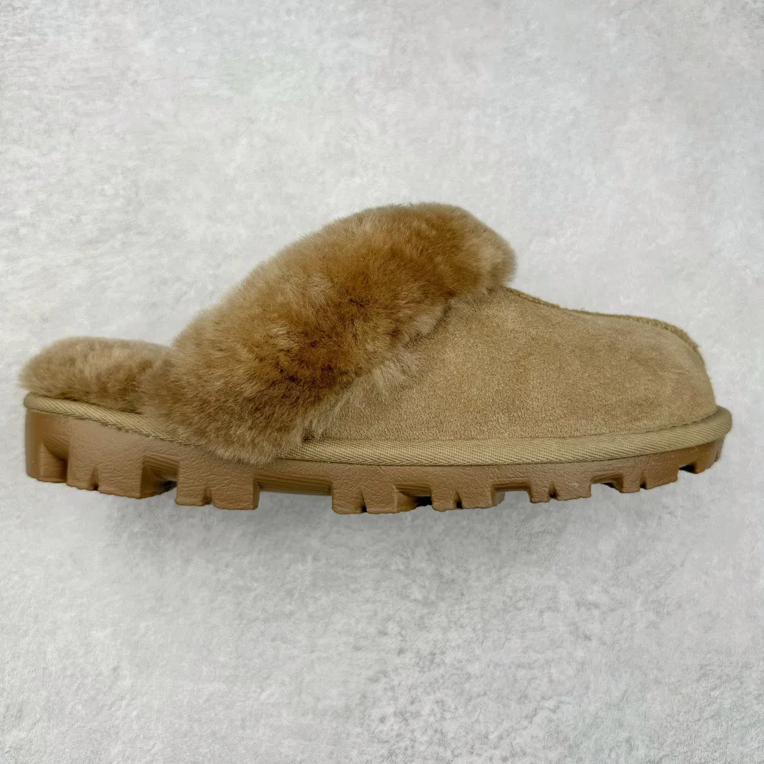 Pick up locally 💰 400 UGG slippers 5125 Star drag autumn and winter sheep fur integrated snow boots. All shoes are made from the same factory as ZP. Longfeng A-grade Australian imported sheep fur integrated brand OEM production line fully follows the ZP process flow. OEM original pattern maker adheres to the principle of no original shoes and no development selection. Pay attention to every detail. The most authentic version on the market TREADLITE "Light Wing" technology outsole Lightweight/durable/flexible/pile size: 35 36 37 38 39 40 Coding: by2936040